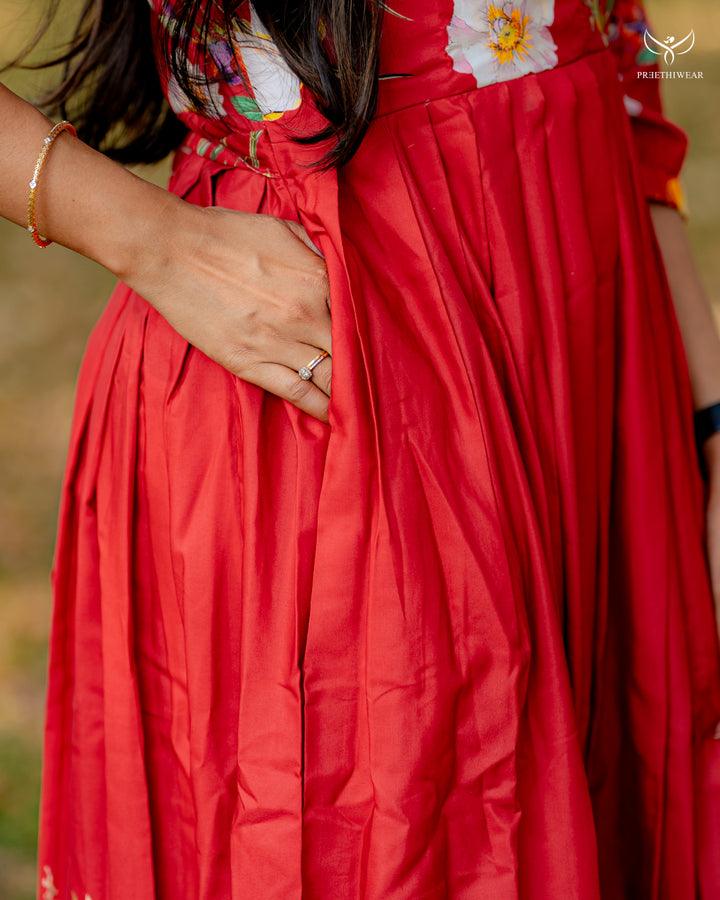 Yamine  Maternity Dress with center Zip