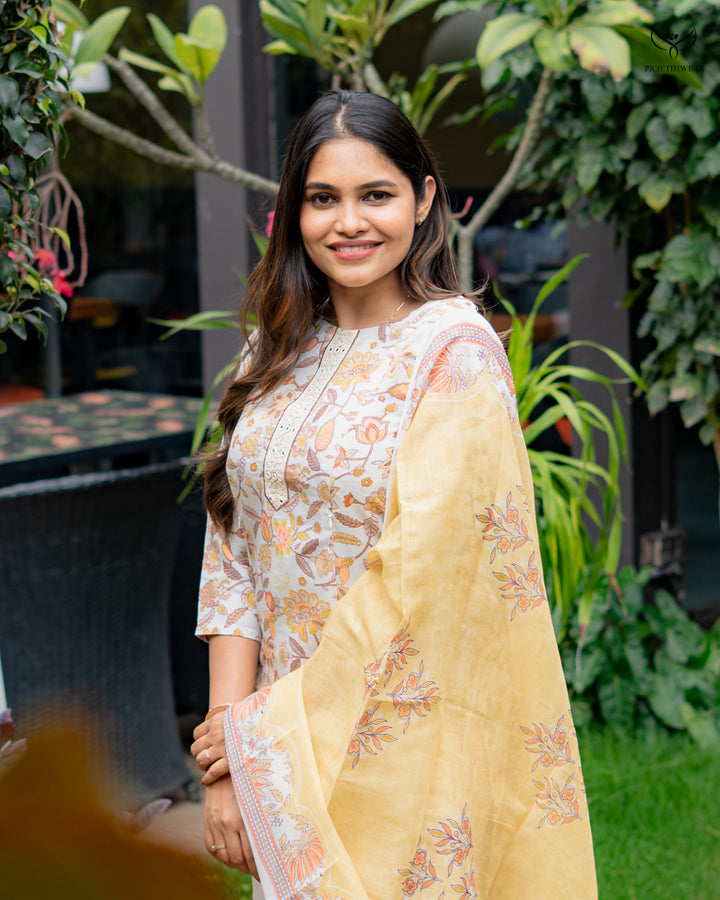 Chaira Maternity Dress