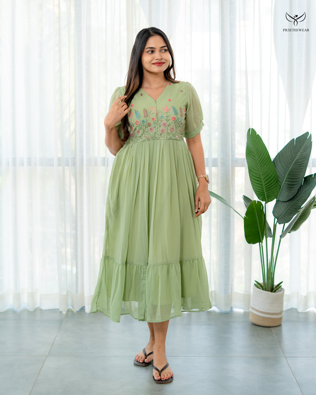 Viyara Maternity Dress with center Zip