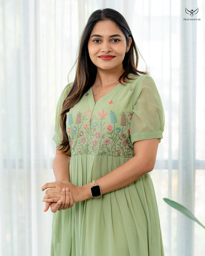 Viyara Maternity Dress with center Zip