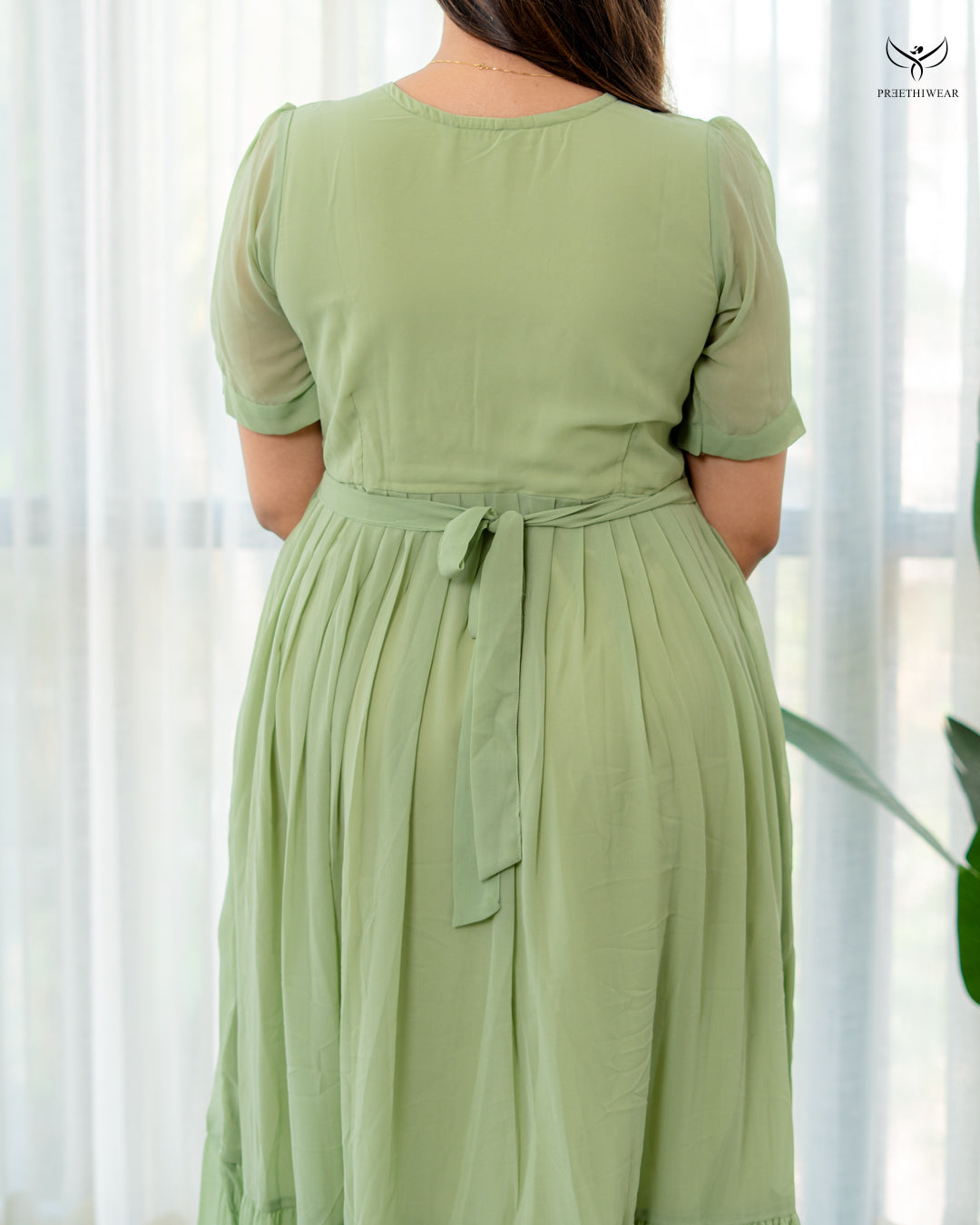 Viyara Maternity Dress with center Zip