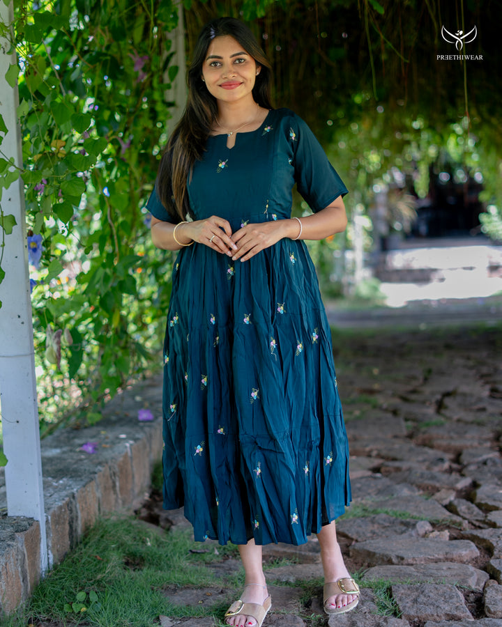 Vimala2 Maternity Dress