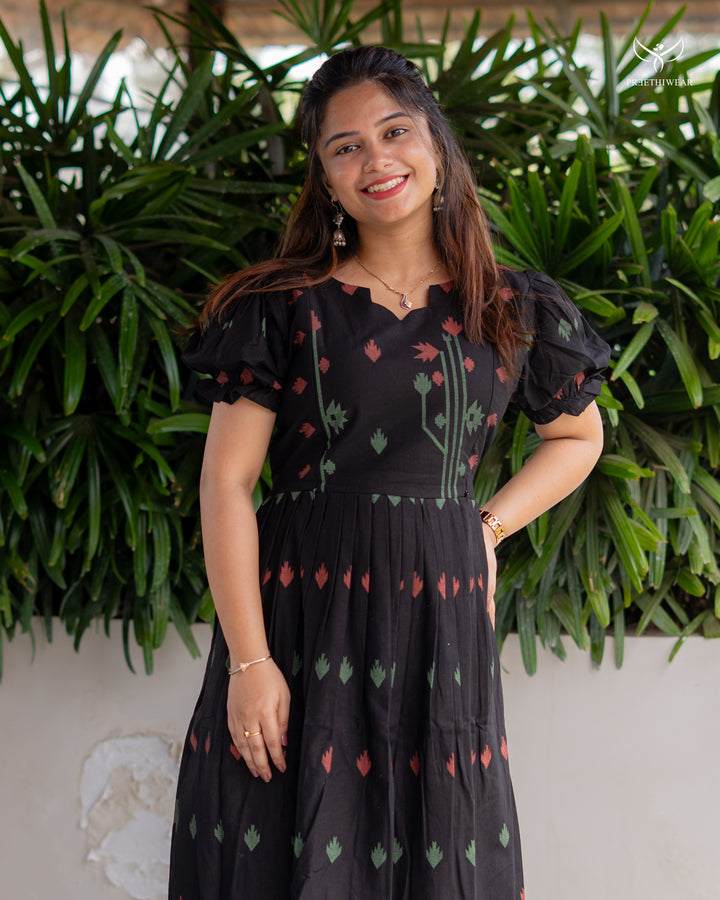 Nisha4 Maternity Dress