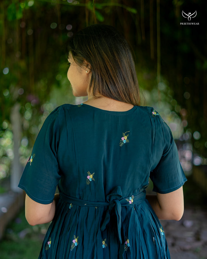 Vimala2 Maternity Dress
