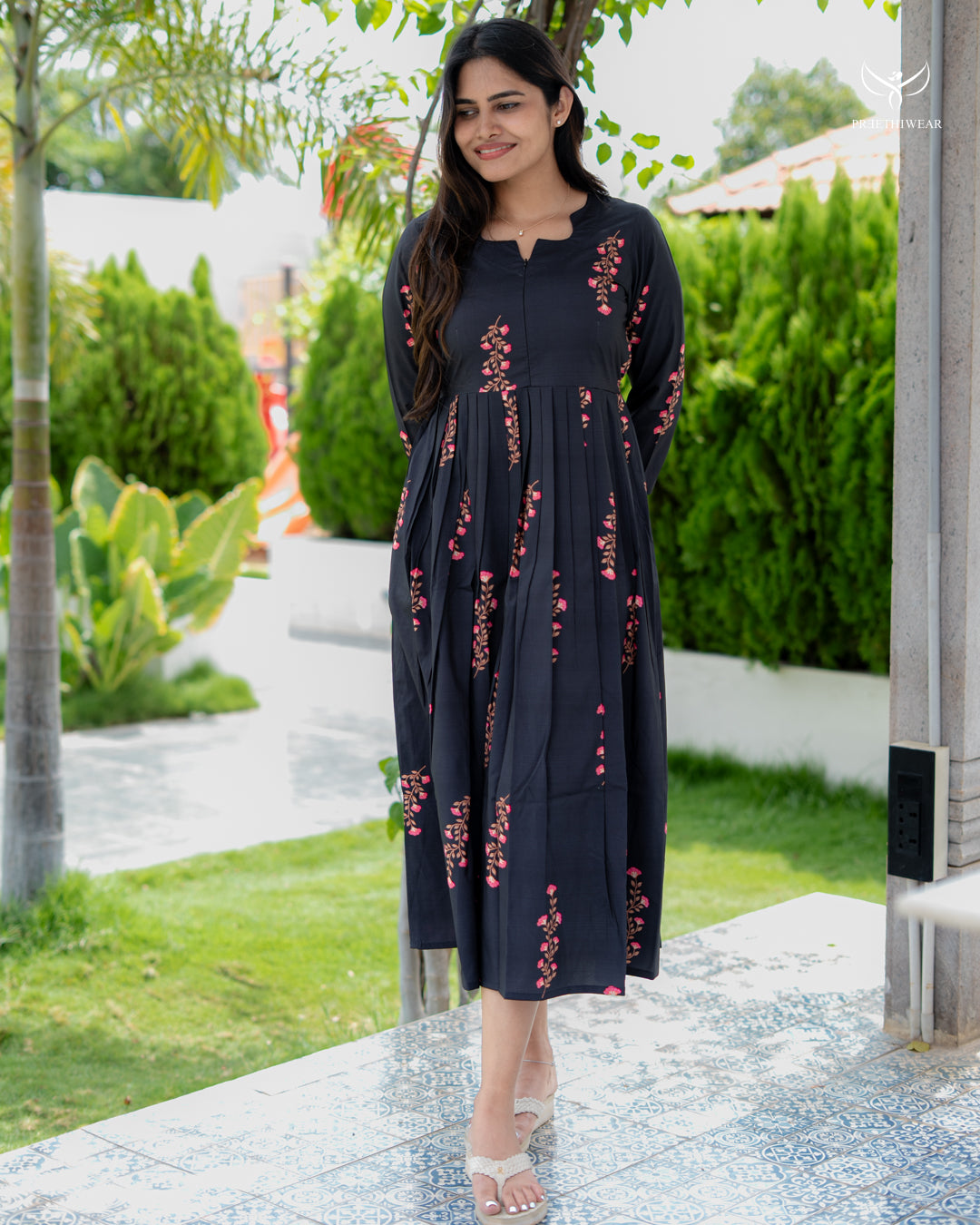 Sravanthi Maternity Dress with center Zip