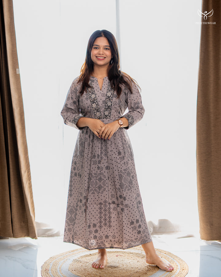 Shikha Maternity Dress