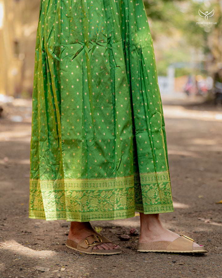 Rathna Maternity Dress with center Zip