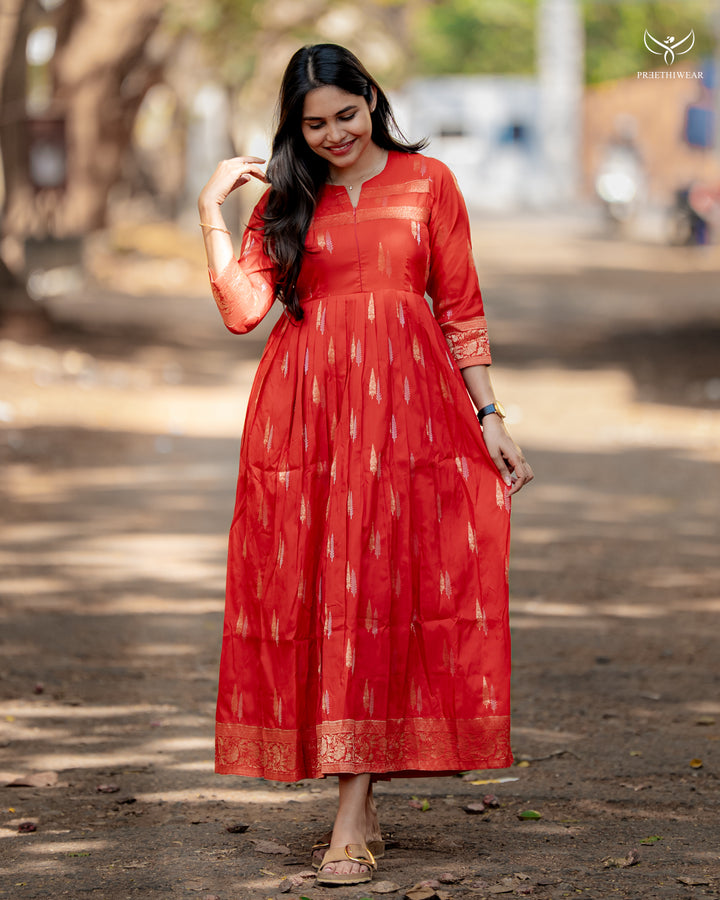 Sonisa Maternity Dress with center Zip