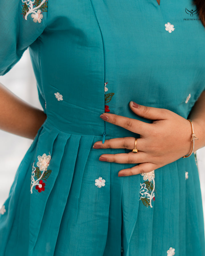 Pragadhe Maternity Dress