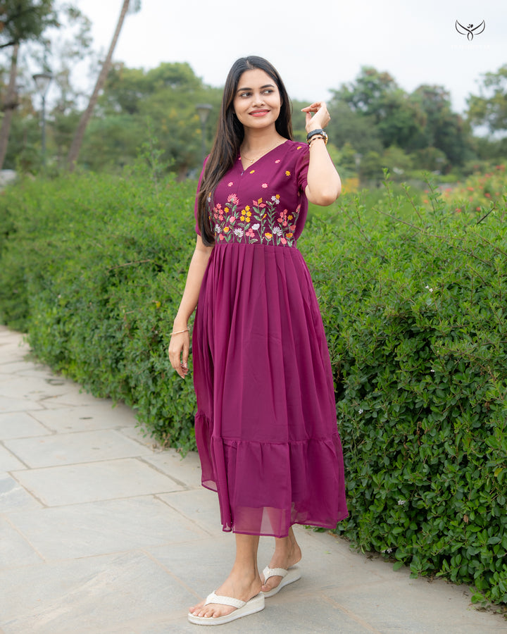 Jessy1  Maternity Dress with center Zip