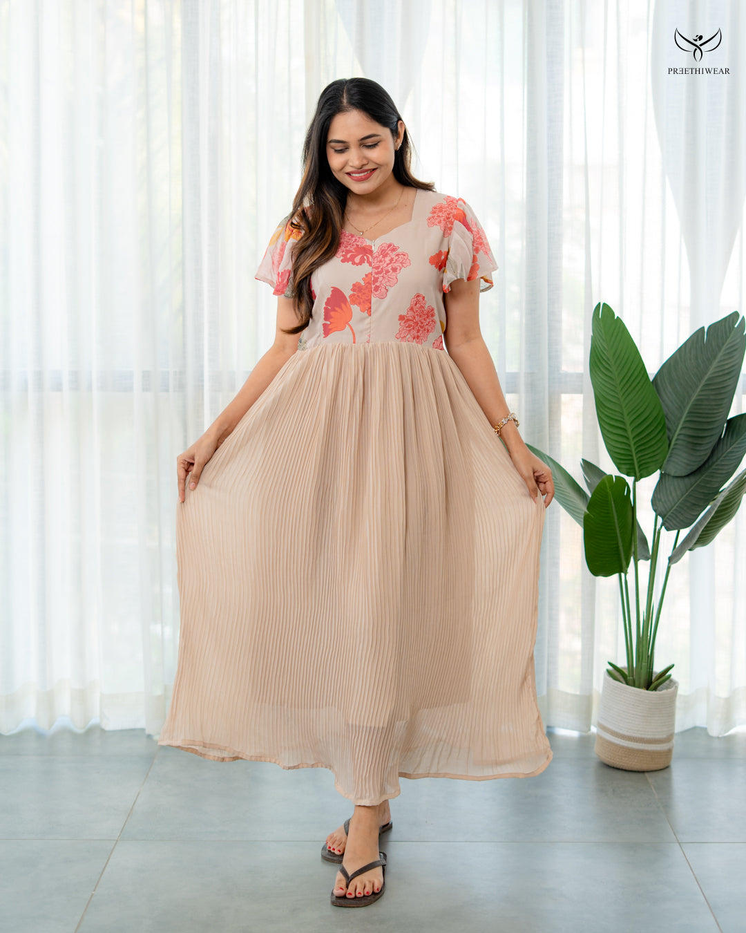 Taarvi  Maternity Dress with center Zip