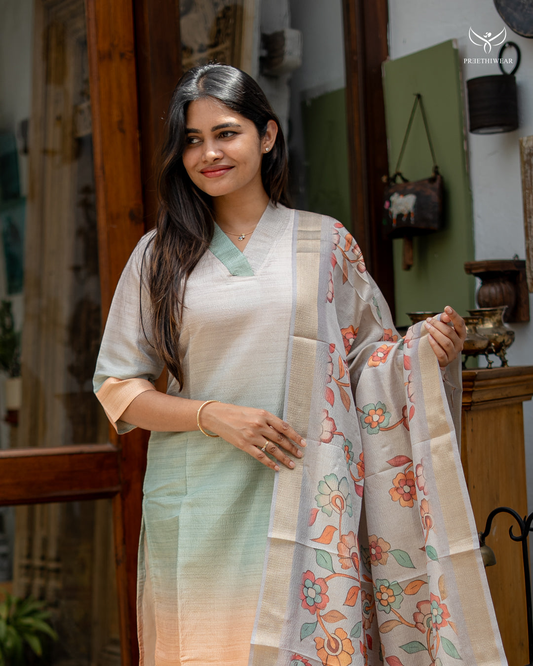 Sravani3 Kurti (Non-Maternity)