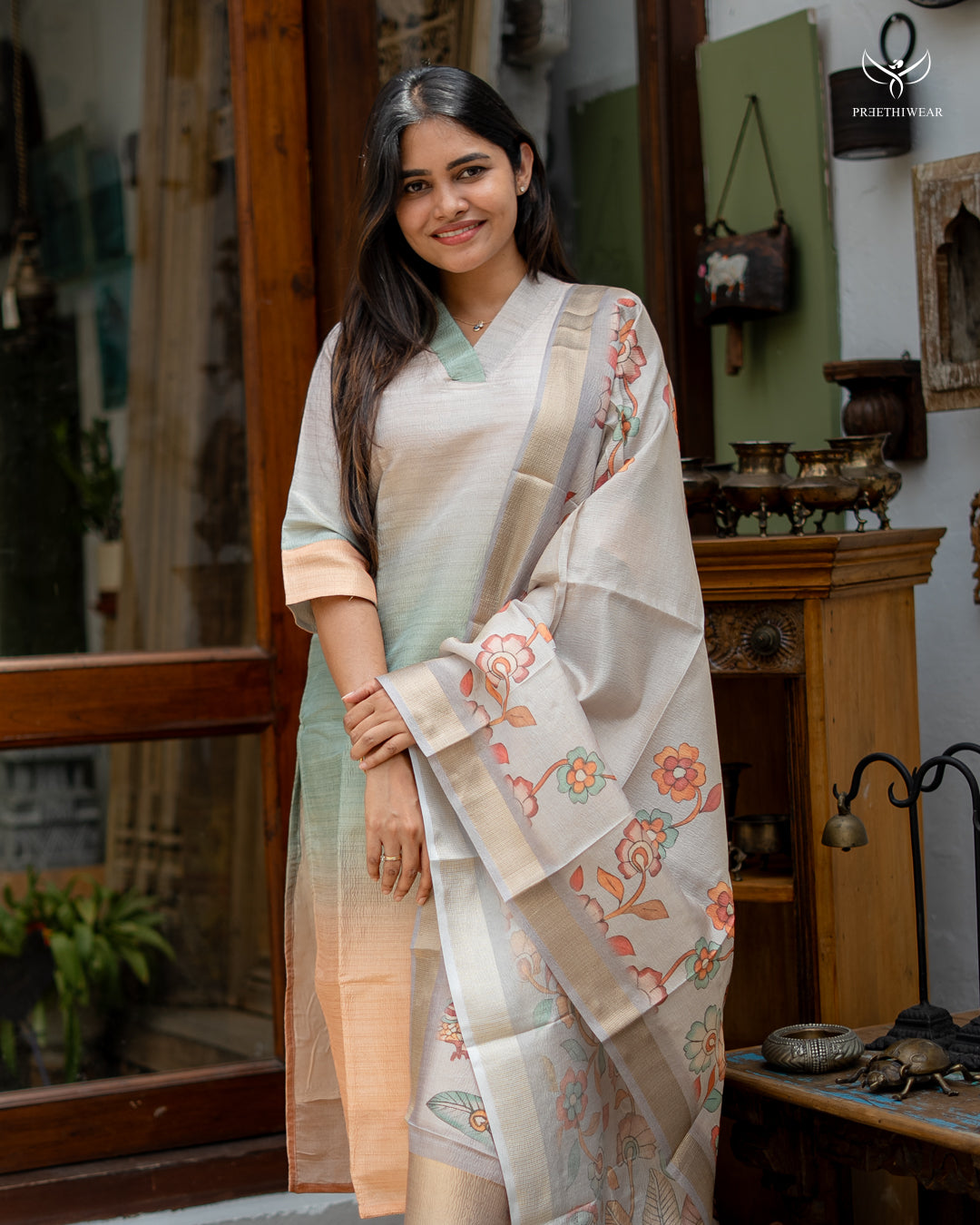 Sravani3 Kurti (Non-Maternity)
