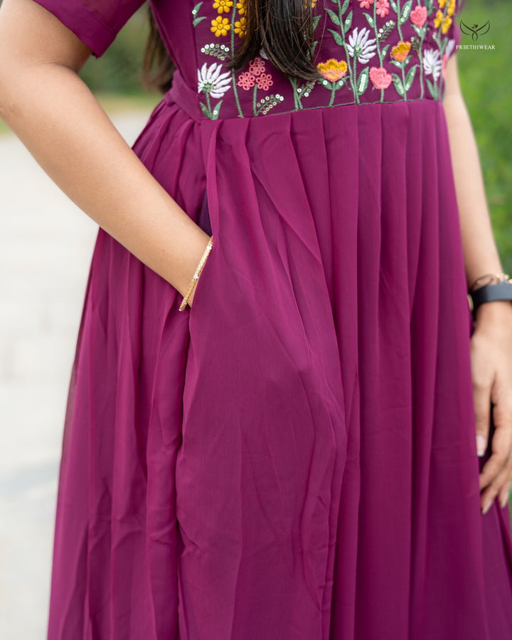 Jessy1  Maternity Dress with center Zip