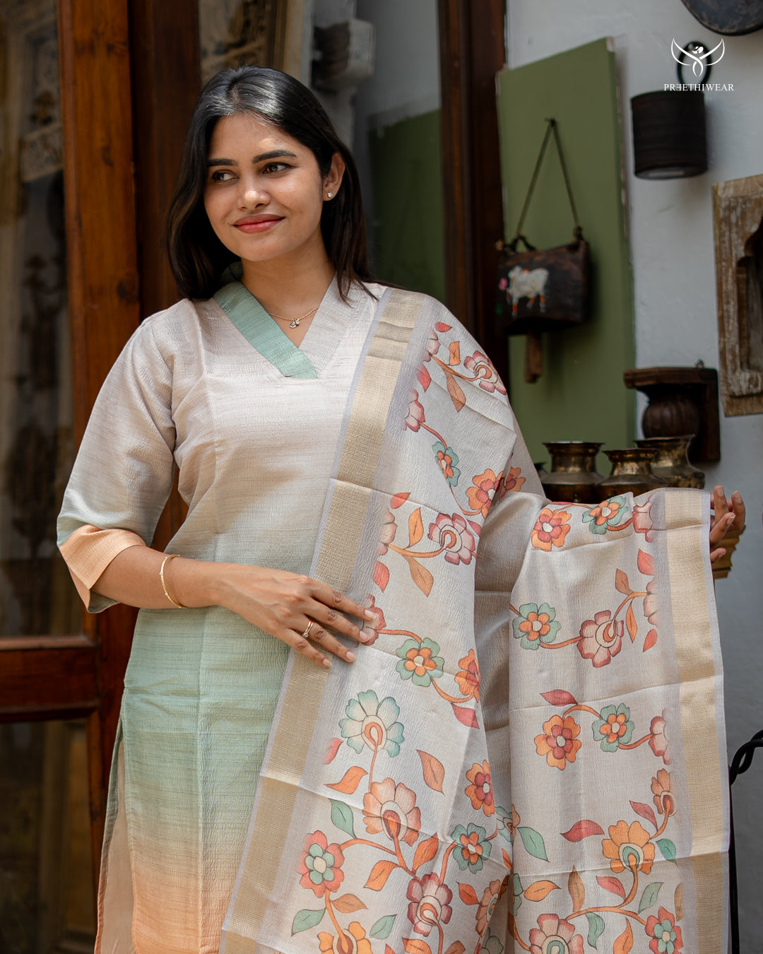 Sravani3 Kurti (Non-Maternity)