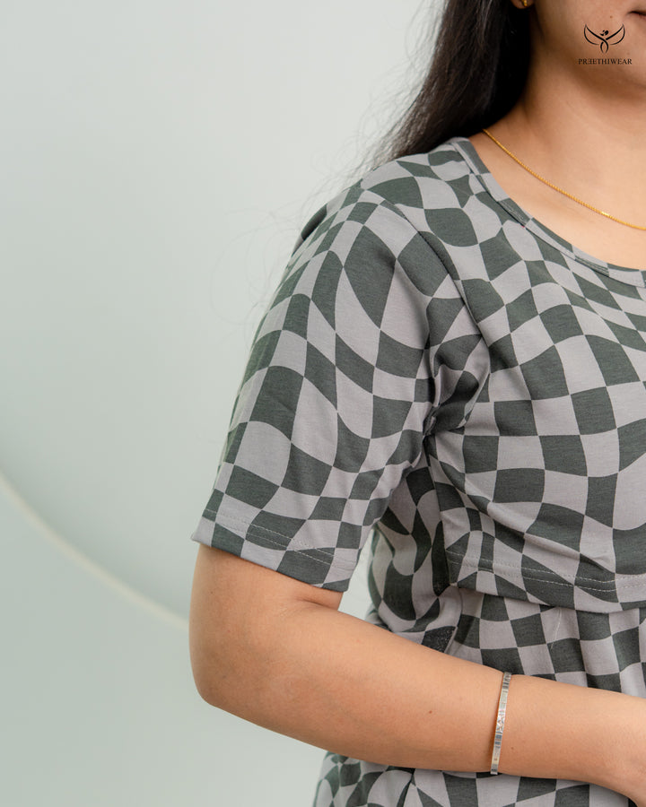 Margo SoftCotton Feeding T-shirt