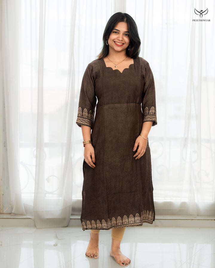 Vrushty Maternity Dress