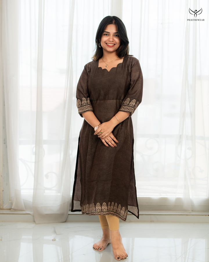 Vrushty Maternity Dress