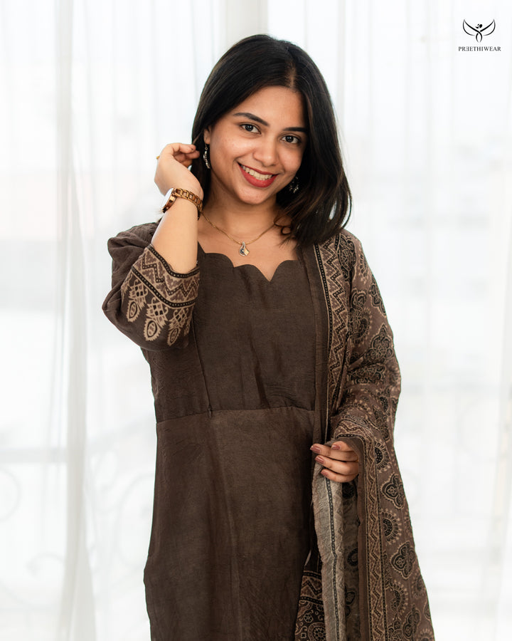 Vrushty Maternity Dress