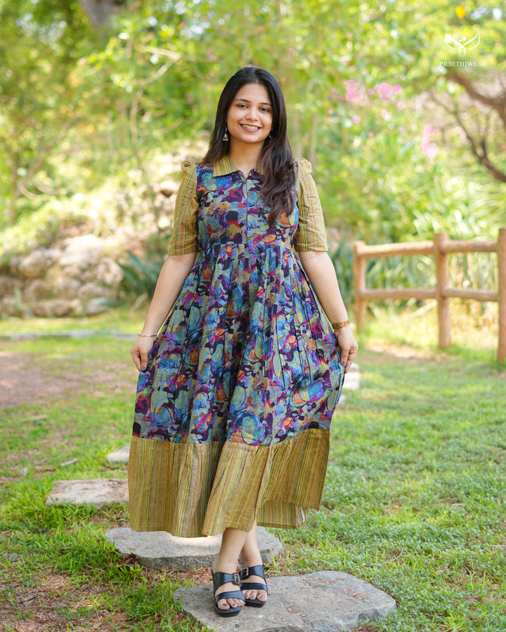 Jeslin Maternity Dress with center Zip