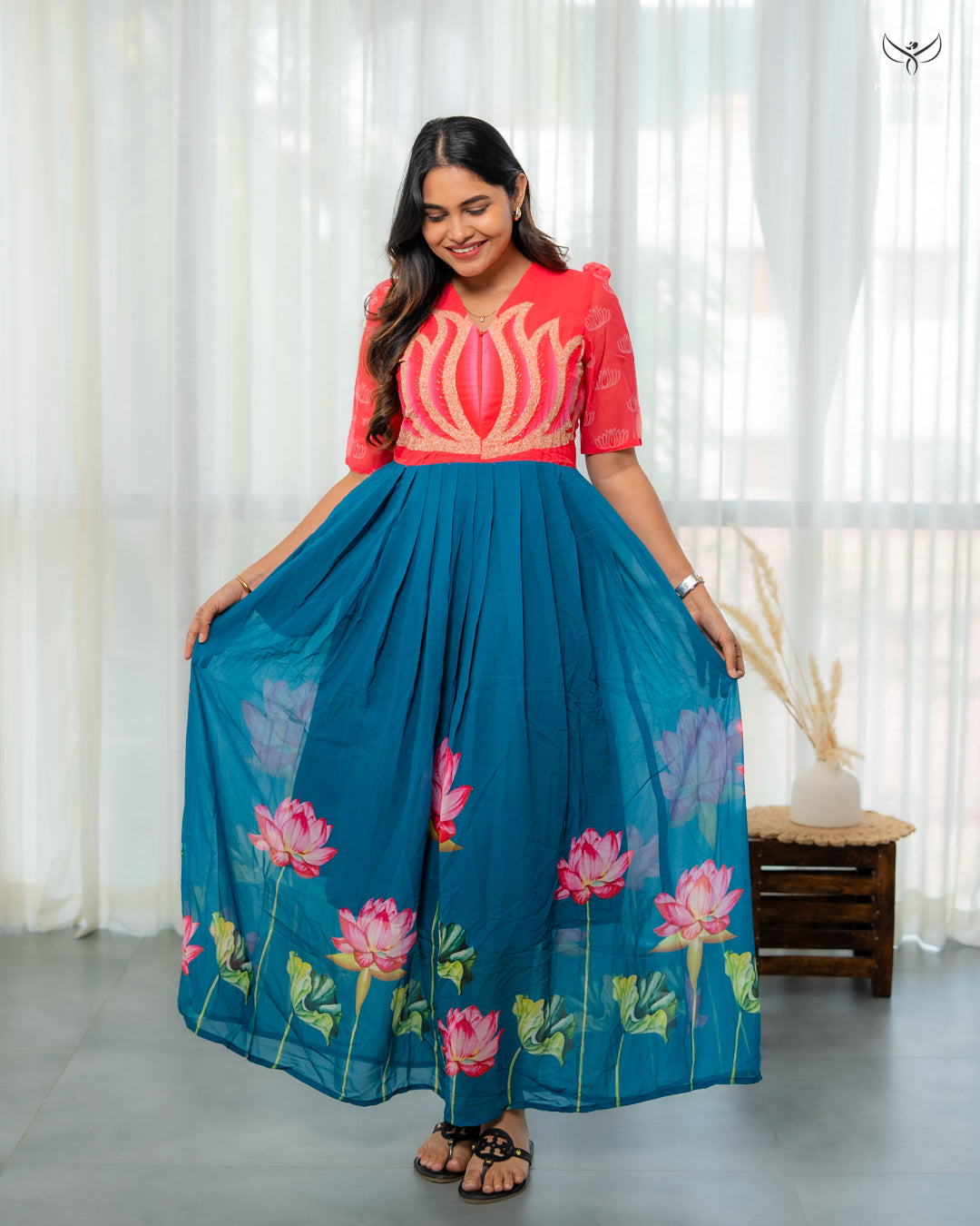 Lalitha2 Maternity Dress with center Zip