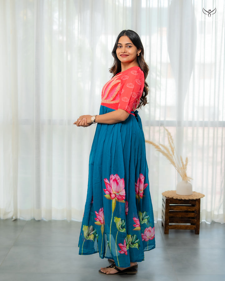 Lalitha2 Maternity Dress with center Zip