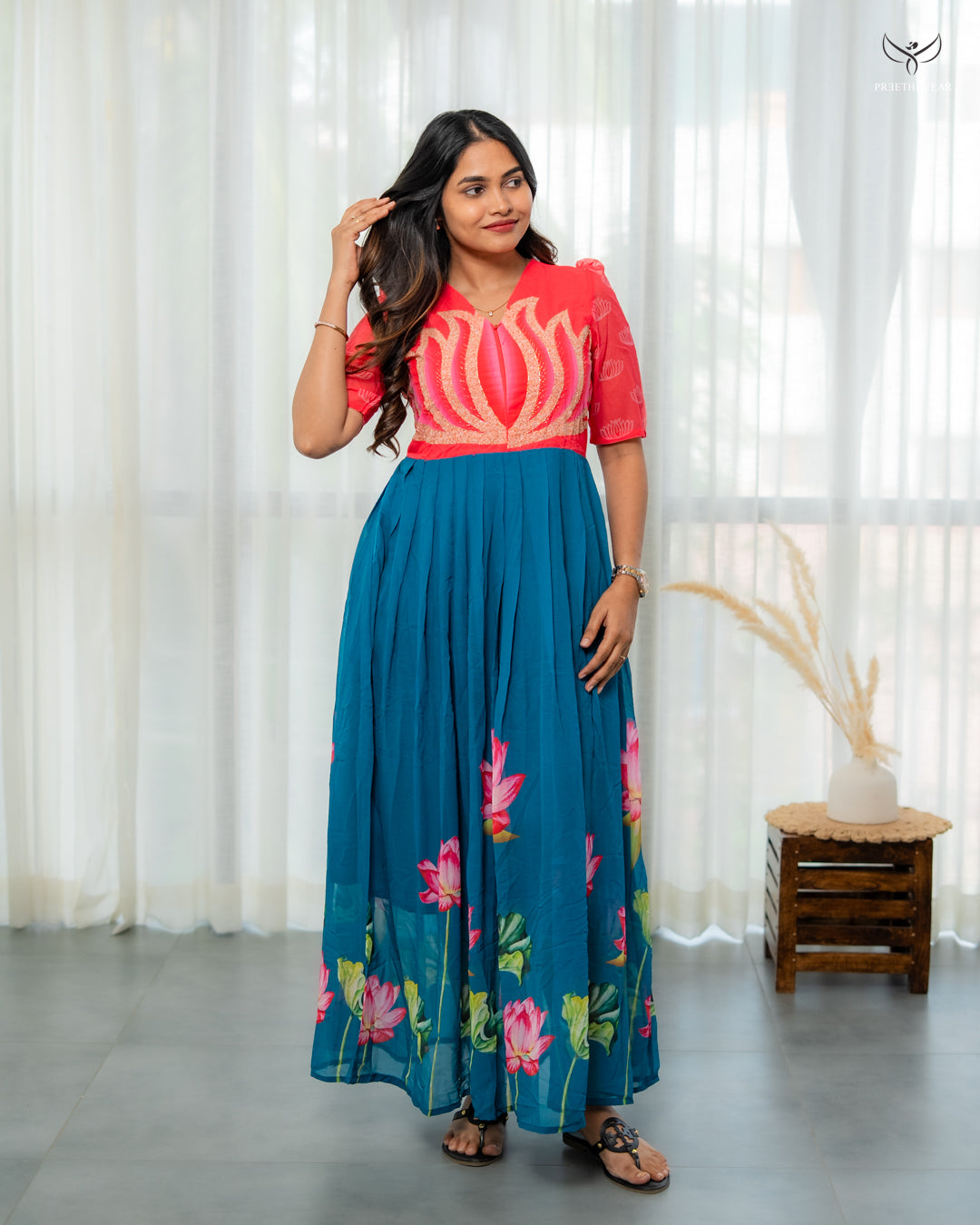Lalitha2 Maternity Dress with center Zip