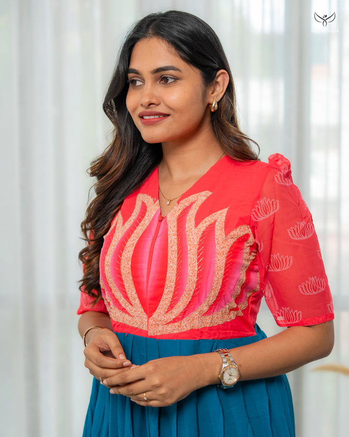 Lalitha2 Maternity Dress with center Zip