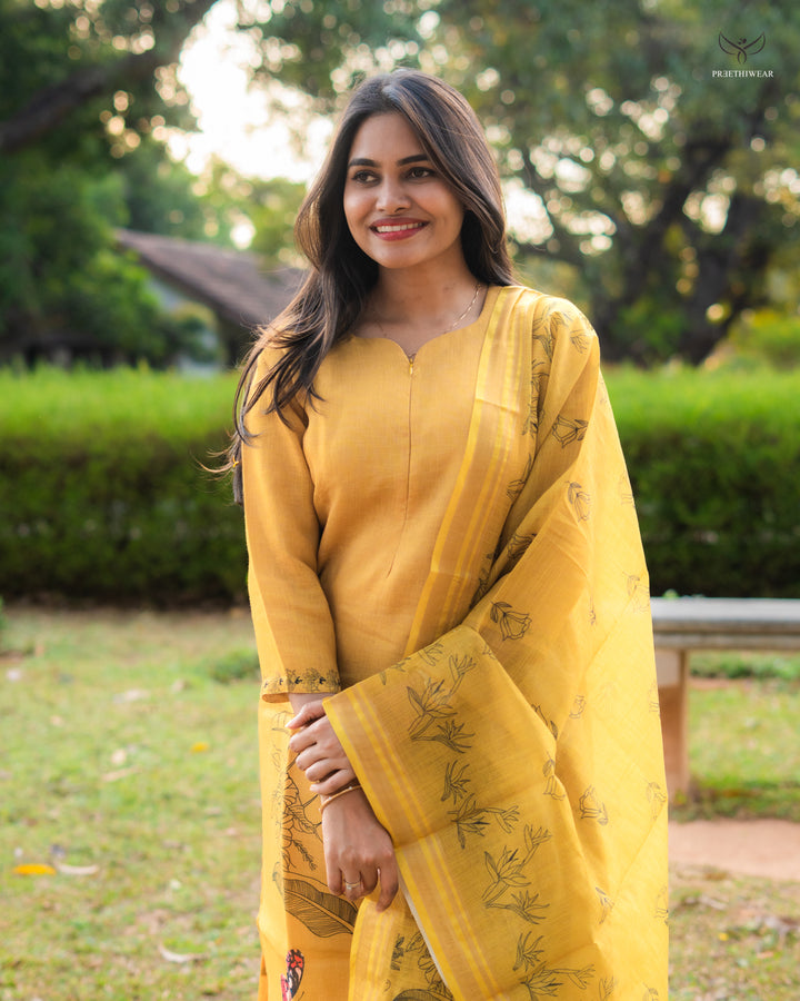 Jeeva1  Maternity Dress with center Zip