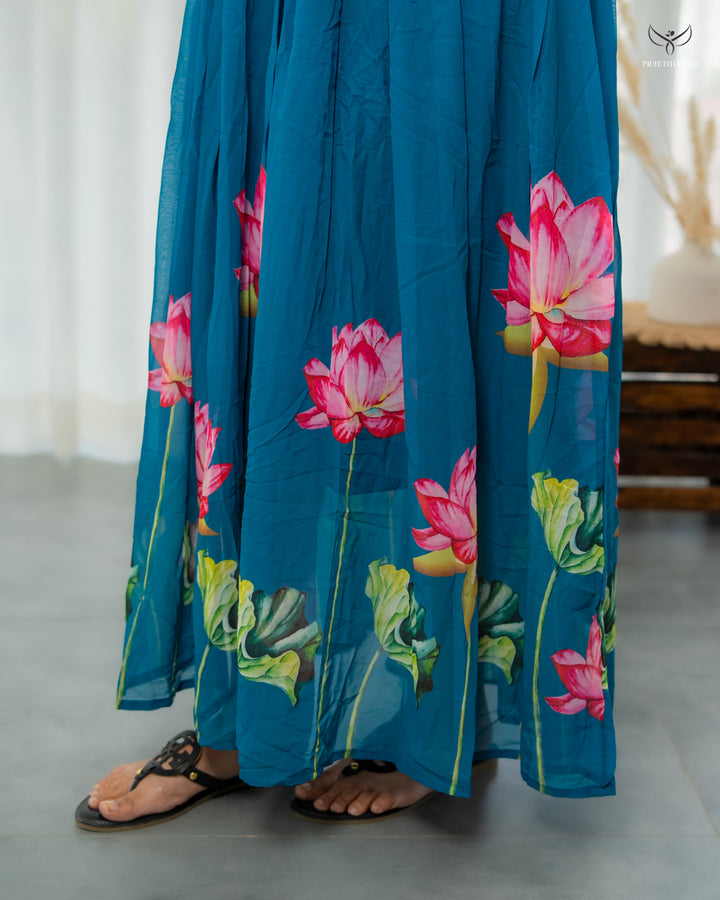 Lalitha2 Maternity Dress with center Zip