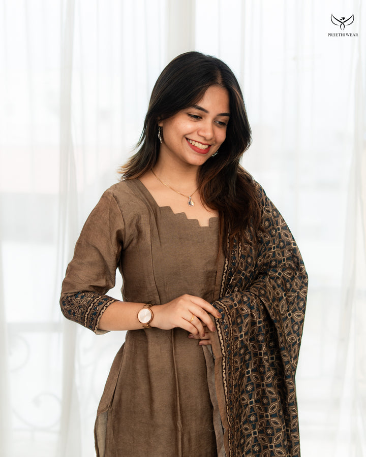 Blessy3 Maternity Dress