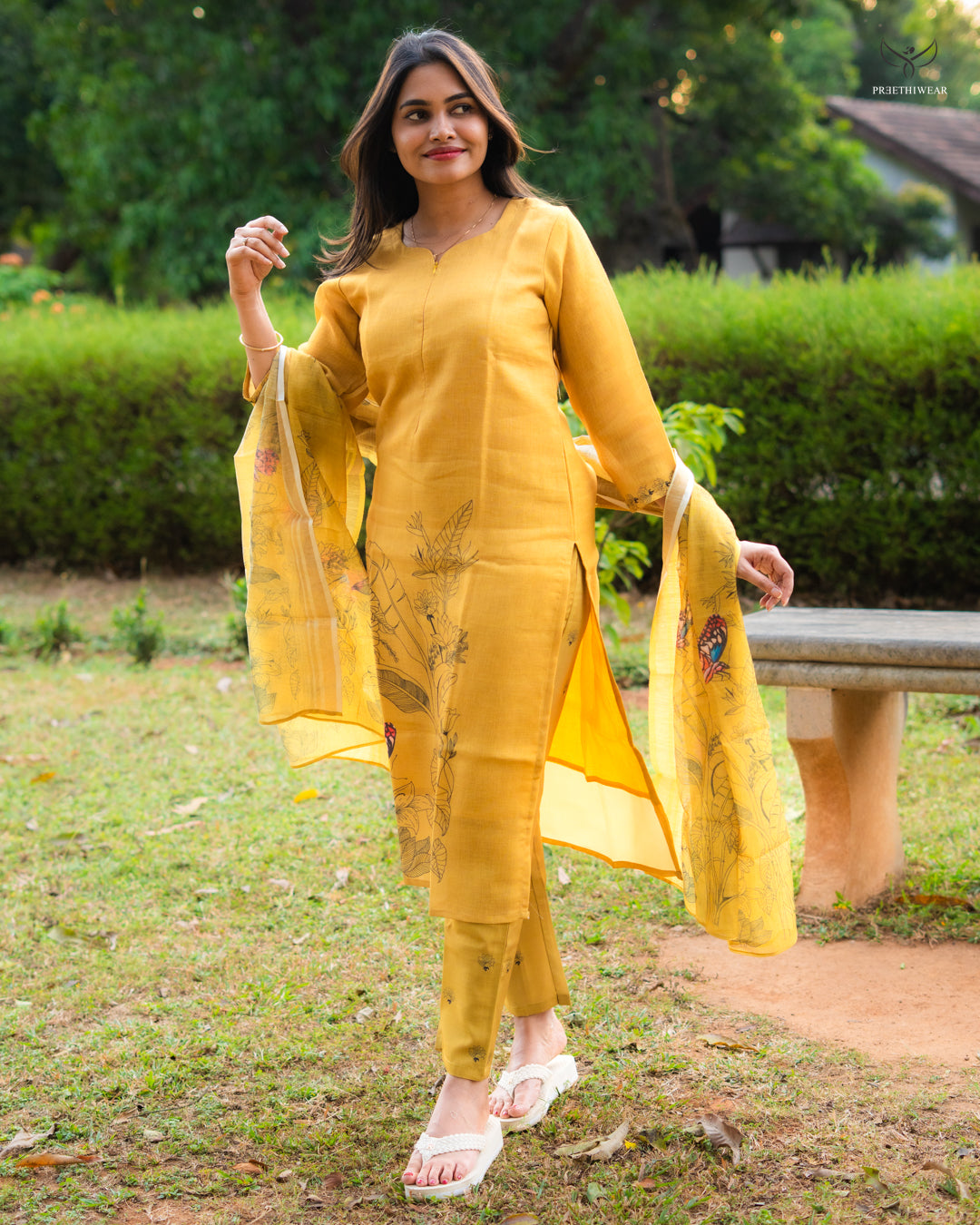 Jeeva1  Maternity Dress with center Zip