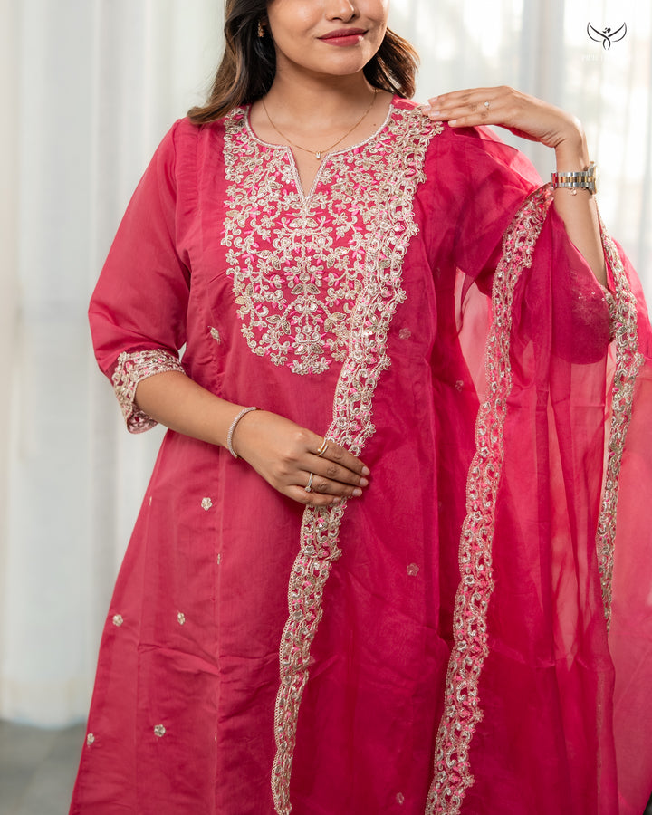 Pritika  Maternity  Kurthi