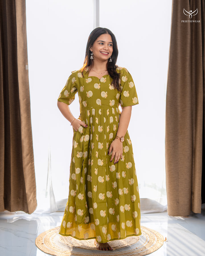 Anaya Maternity Dress with center Zip