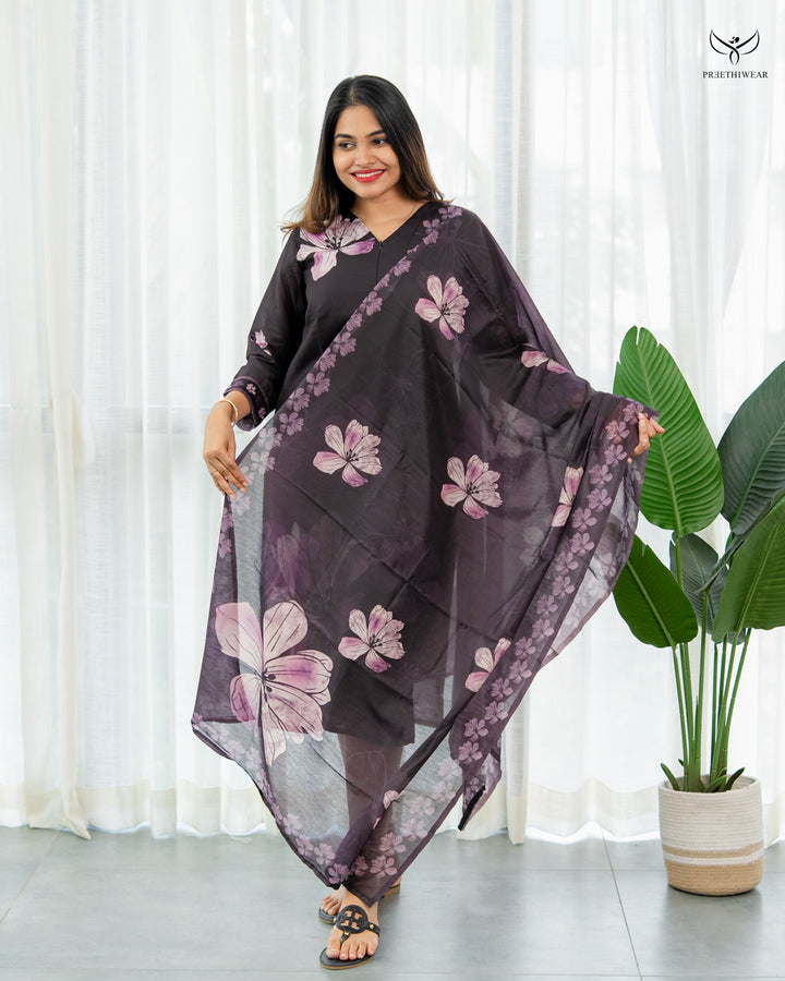 Suju Maternity Dress with center Zip