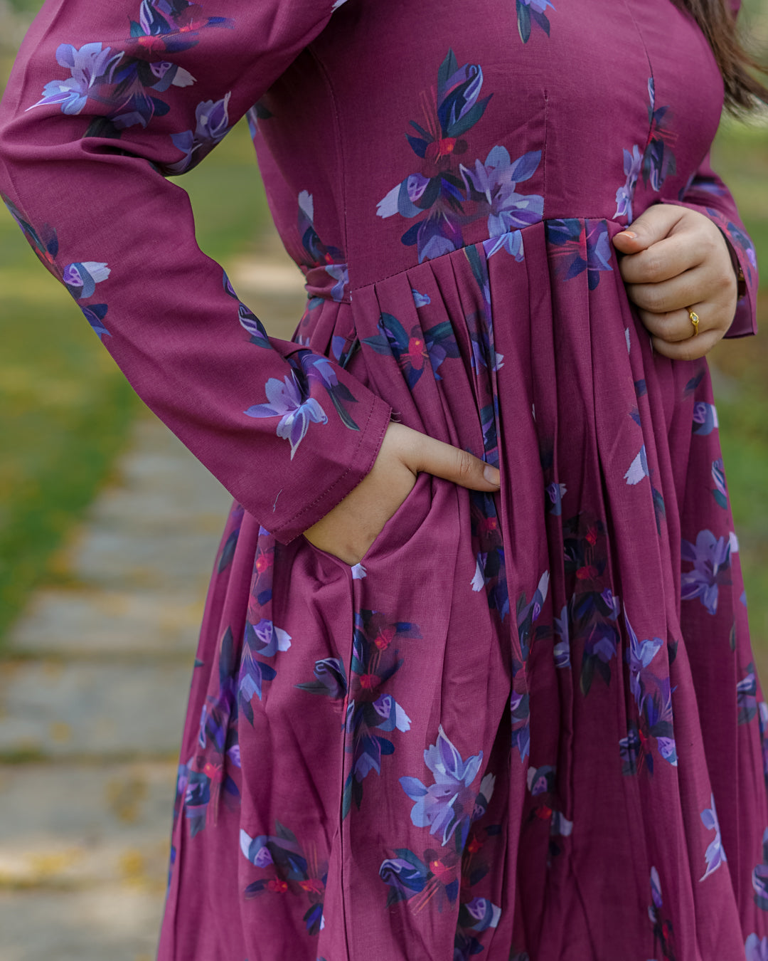 Jevino Maternity Dress with center Zip