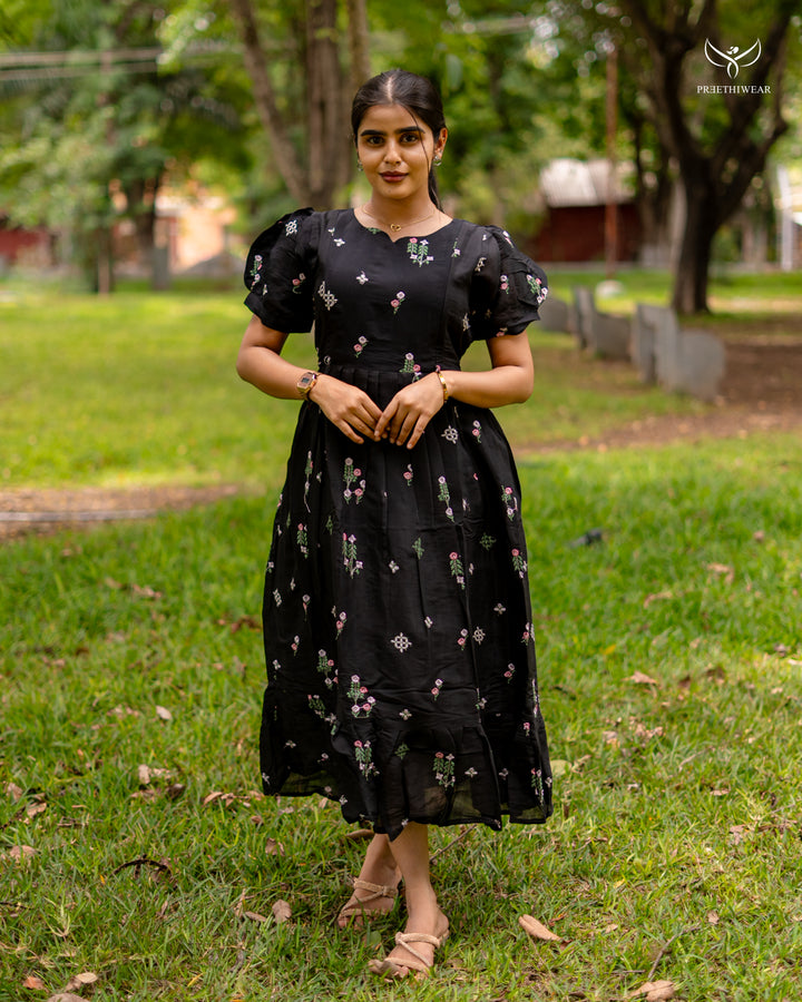 Swathee Maternity Dress