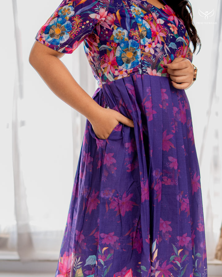 Victoria Maternity Dress