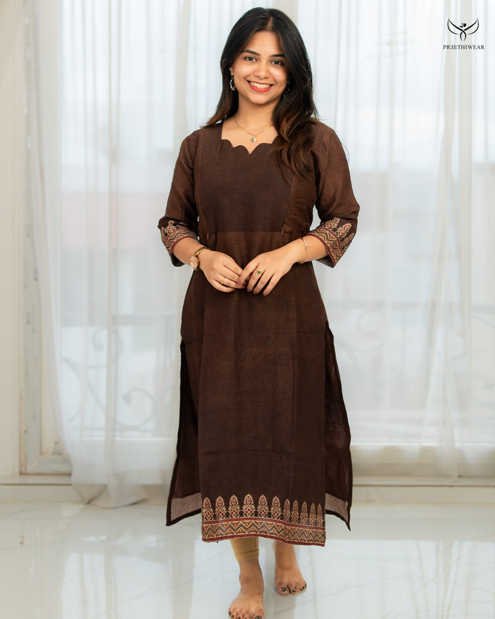 Nishtha1 Maternity Dress