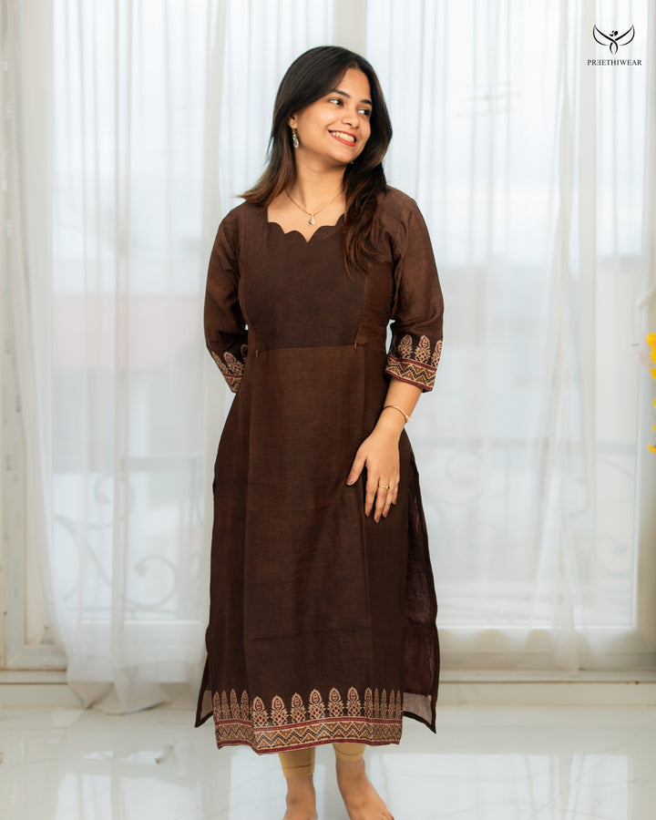 Nishtha1 Maternity Dress