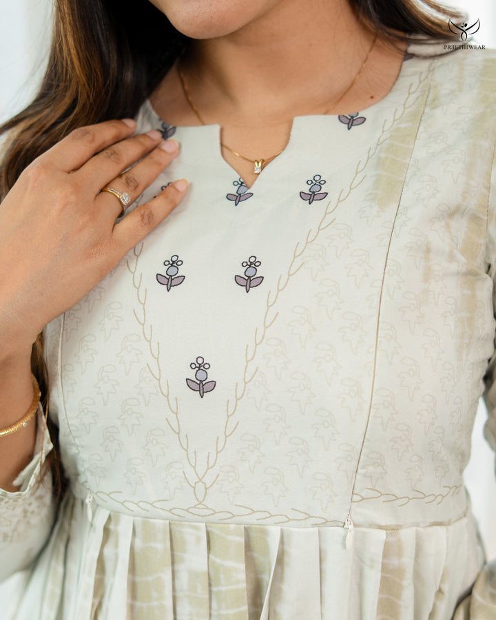 Yuvana Maternity Dress