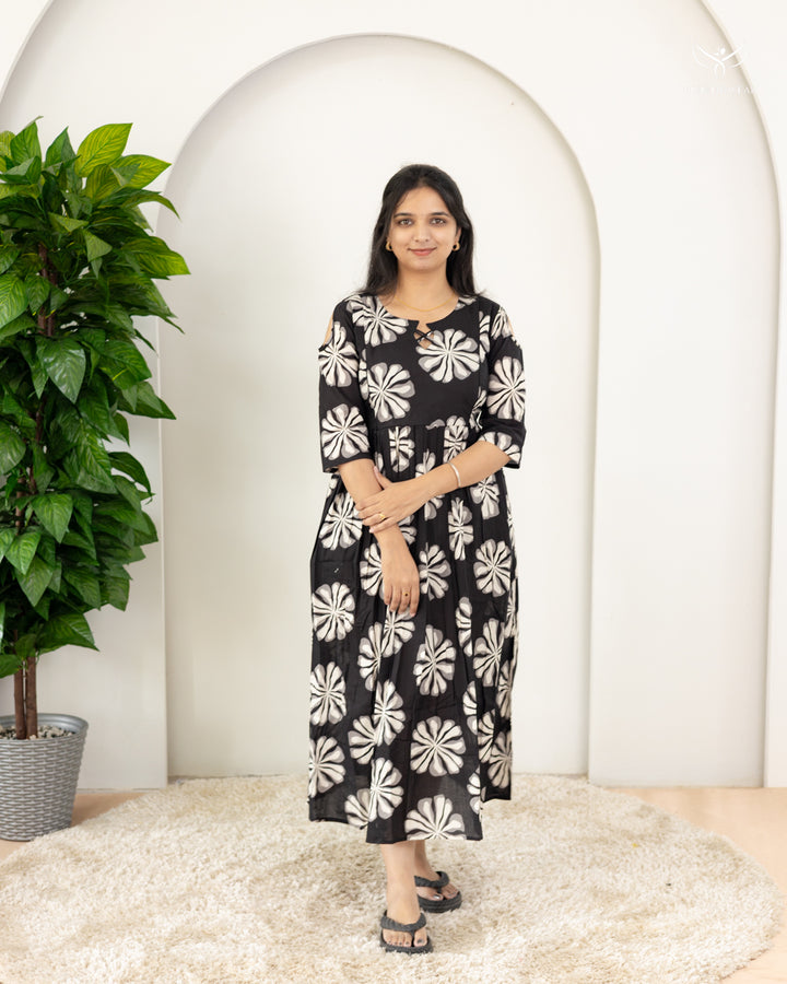 Jenefa  Maternity Dress