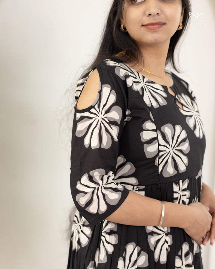 Jenefa  Maternity Dress