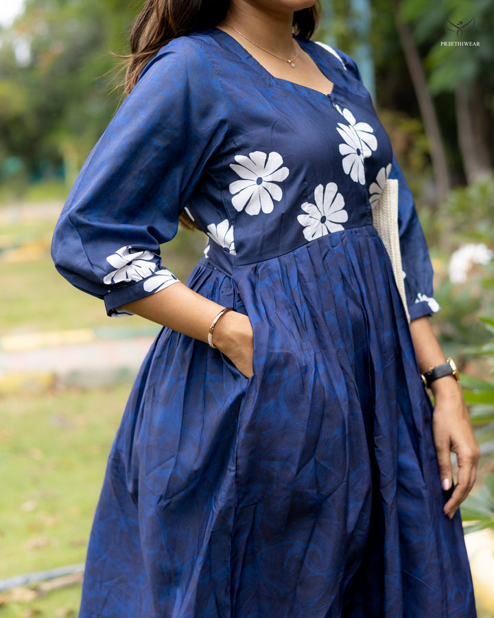 Jhansi Maternity Dress with center Zip