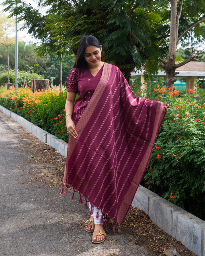 Amutha1 Maternity Dress with center Zip