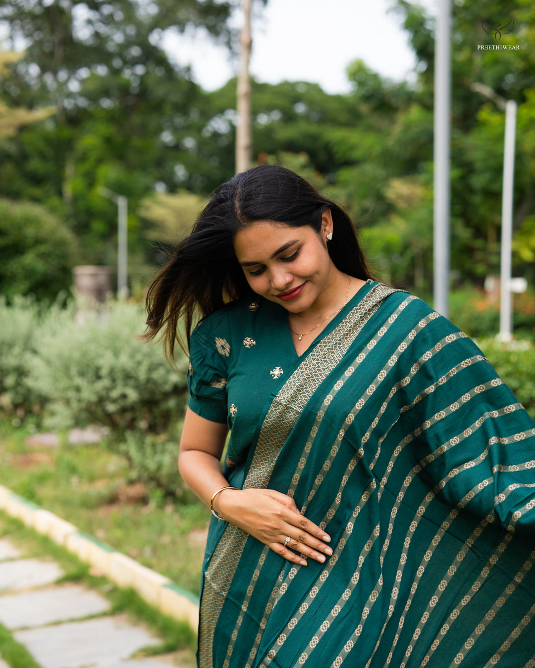 Yuva1  Maternity Dress with center Zip