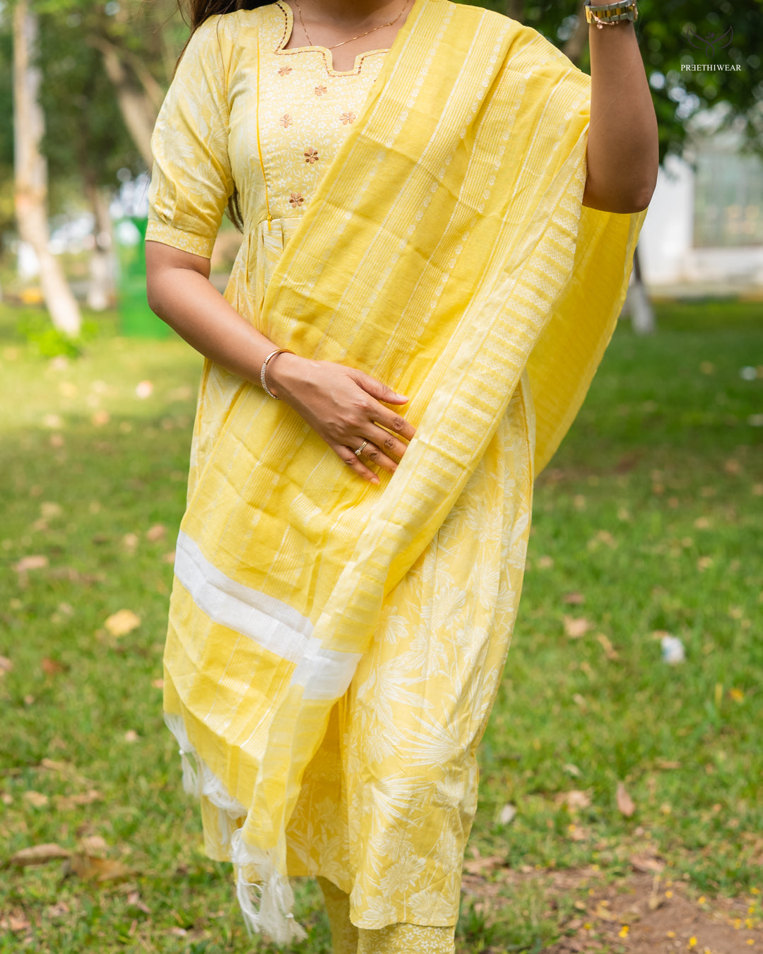 Ribhika  Maternity Dress (PREORDER-OCT28)