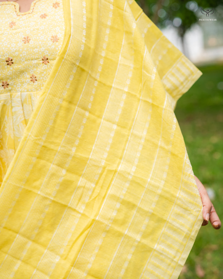 Ribhika  Maternity Dress (PREORDER-OCT28)