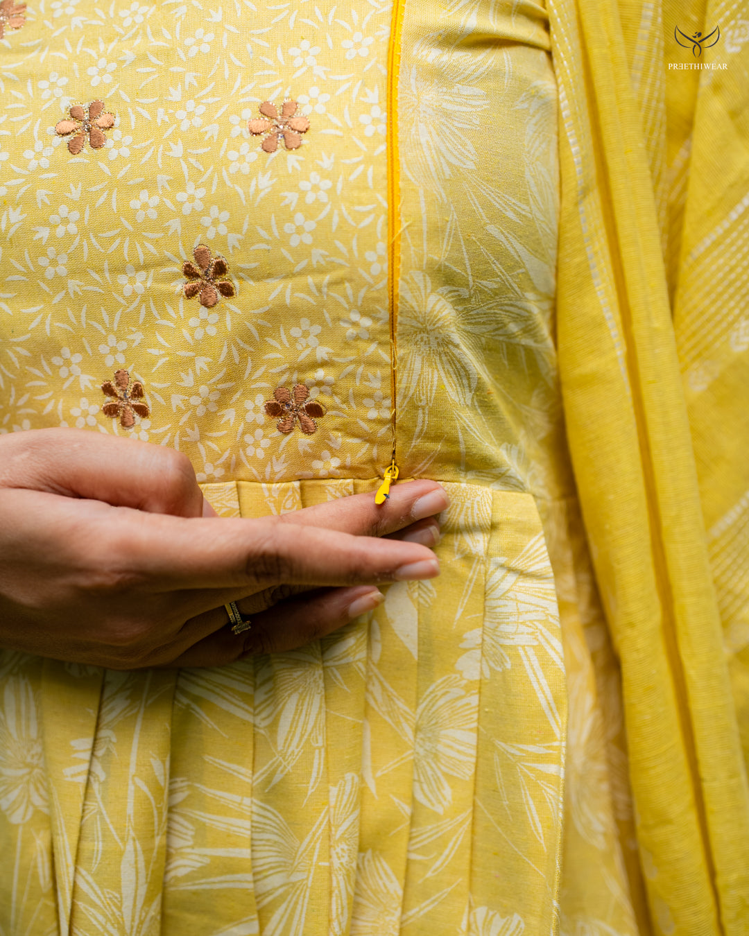 Ribhika  Maternity Dress (PREORDER-OCT28)