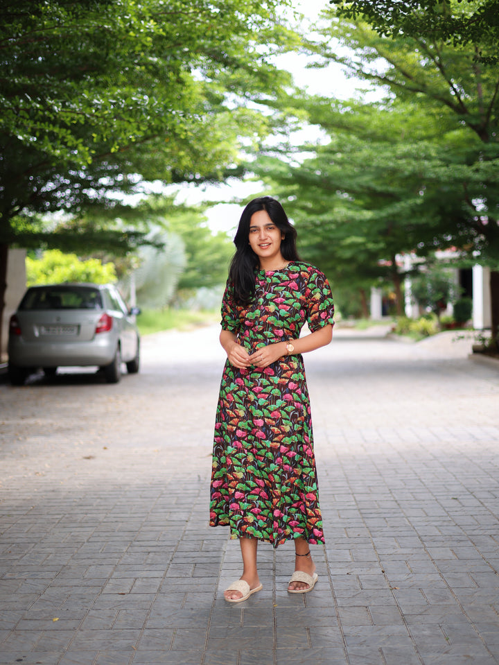 Lotus Kurthi with Elastic belt at back